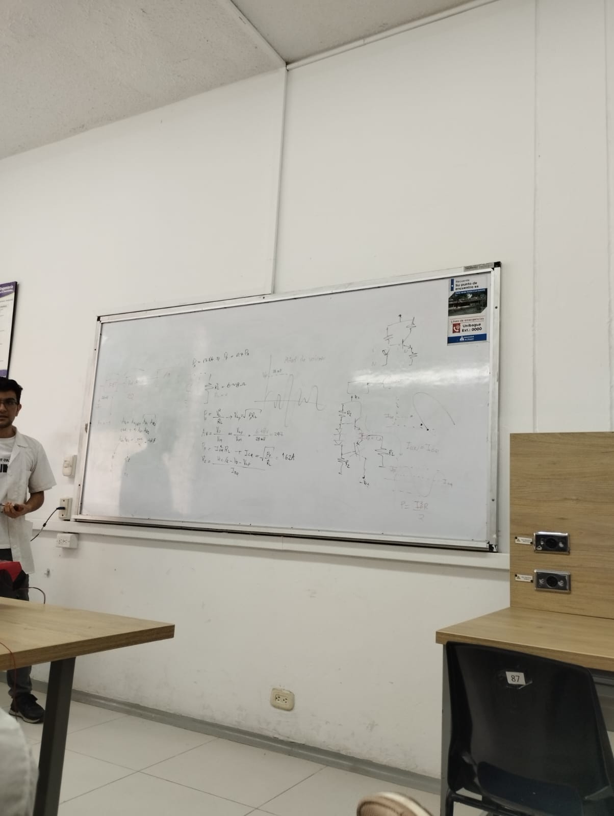 Teaching a circuits class